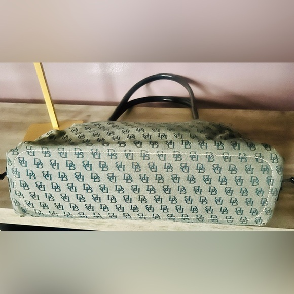Dooney & Bourke Bag - Picture 3 of 8